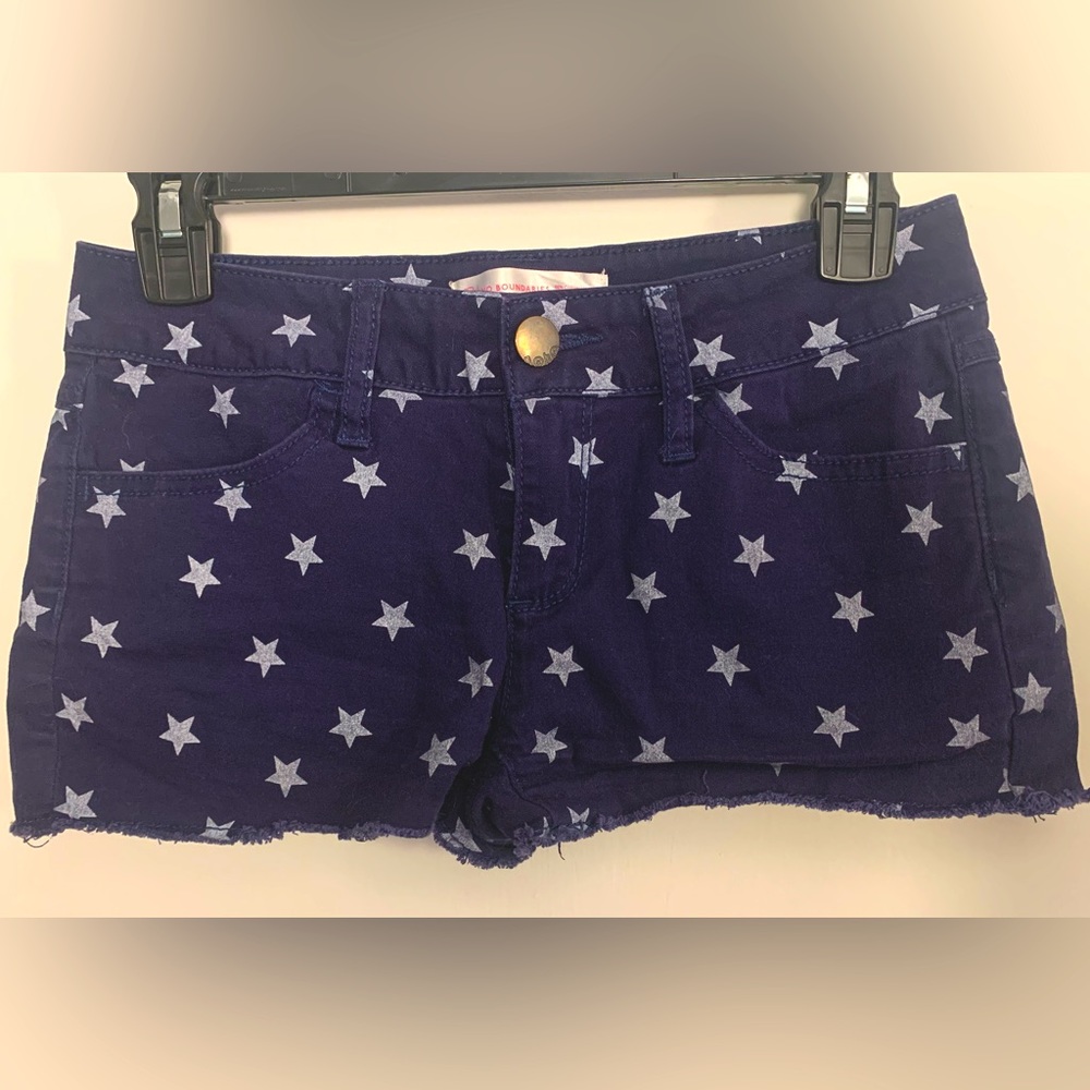 No Boundaries Size 5 Shorts